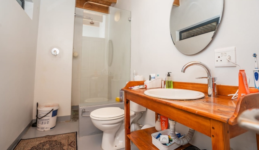 To Let 3 Bedroom Property for Rent in Middedorp Western Cape